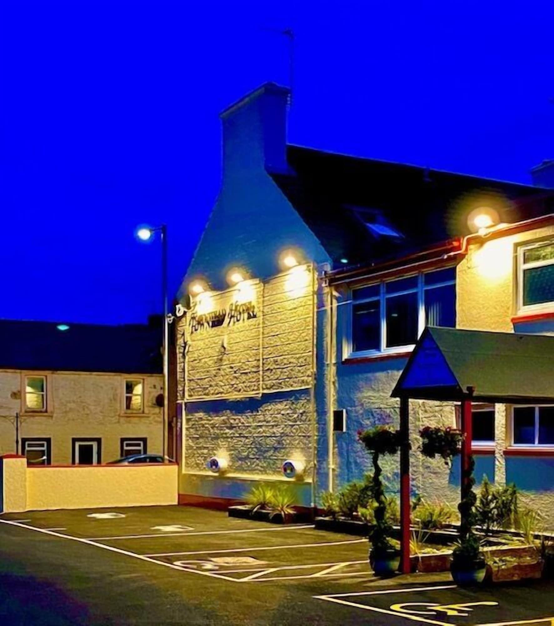 The Townhead Hotel Локърби Екстериор снимка