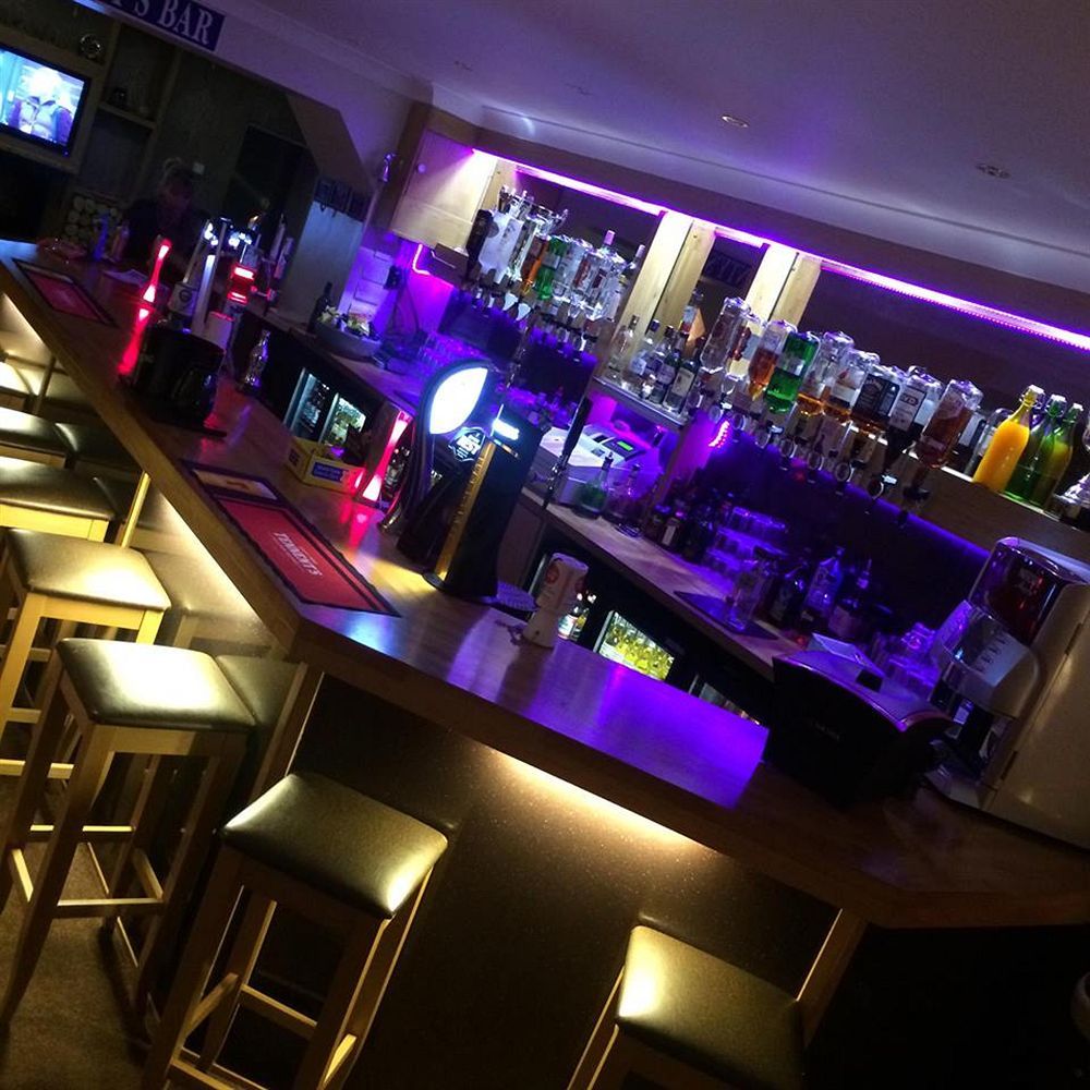 The Townhead Hotel Локърби Екстериор снимка