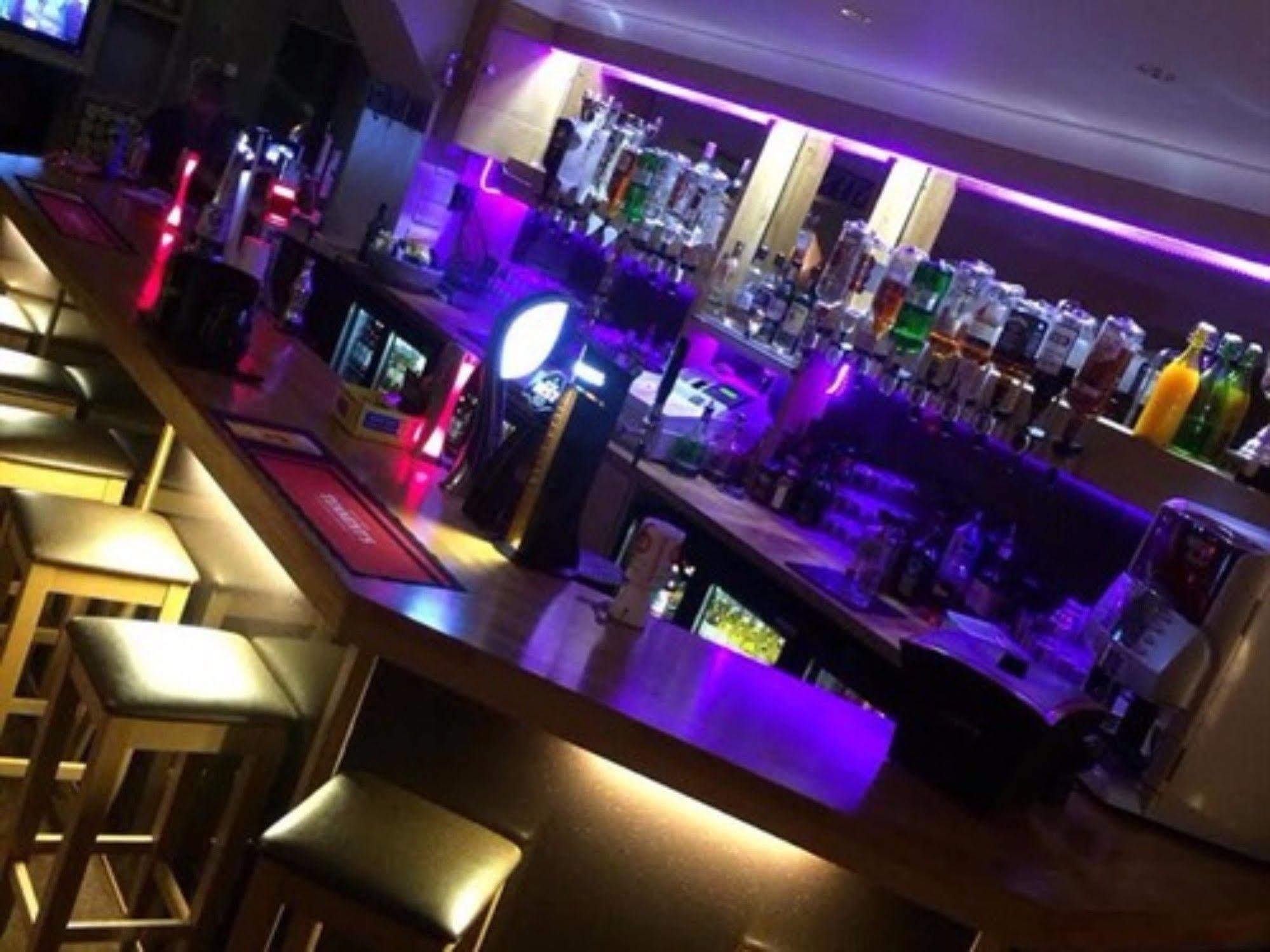The Townhead Hotel Локърби Екстериор снимка